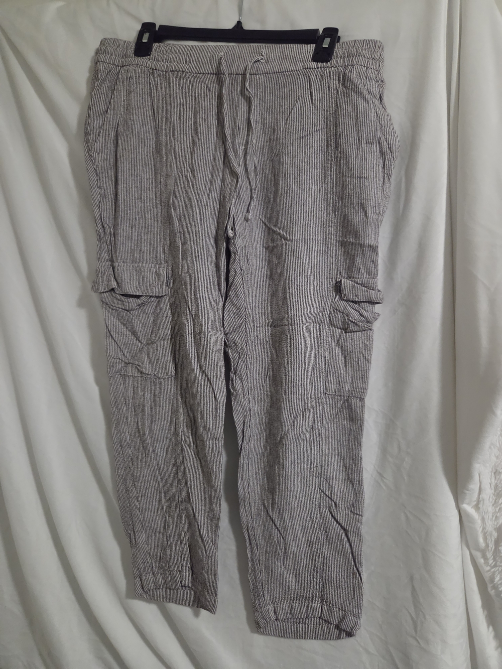Old Navy Purple Striped Drawstring Cargo Capris
